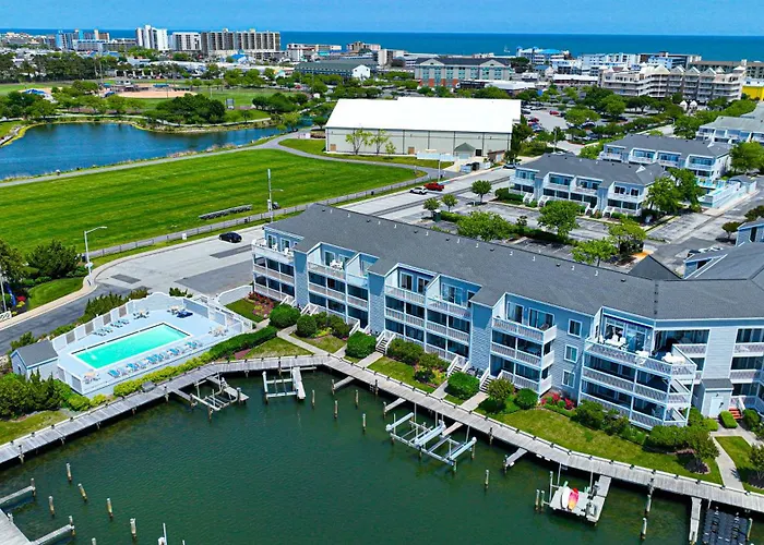 Tranquil 2-bedroom In Hidden Bay Relax & Enjoy Bay Views