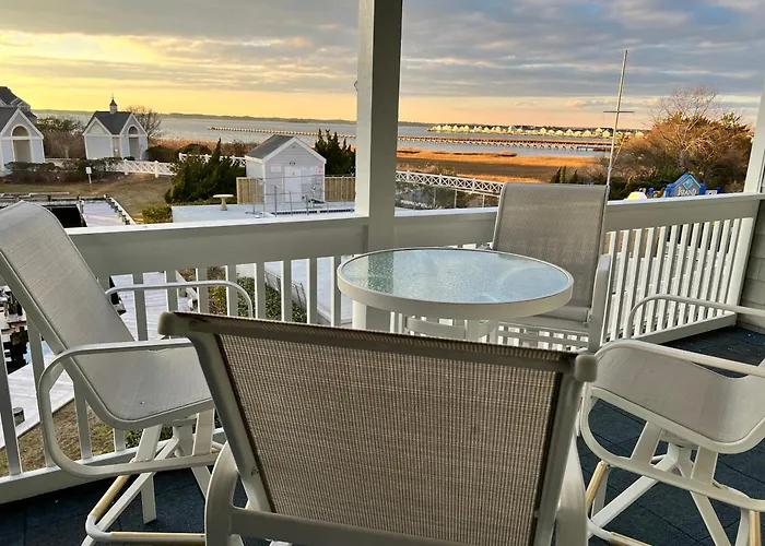 Tranquil 2-bedroom In Hidden Bay Relax & Enjoy Bay Views Ocean City